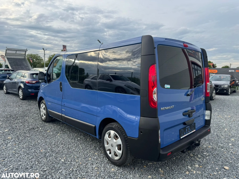 Renault Trafic Passenger 2.0 dCi L1H1 Authentique - imagine 2