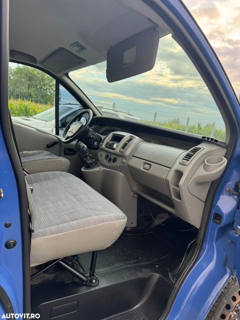 Renault Trafic Passenger 2.0 dCi L1H1 Authentique - imagine 5