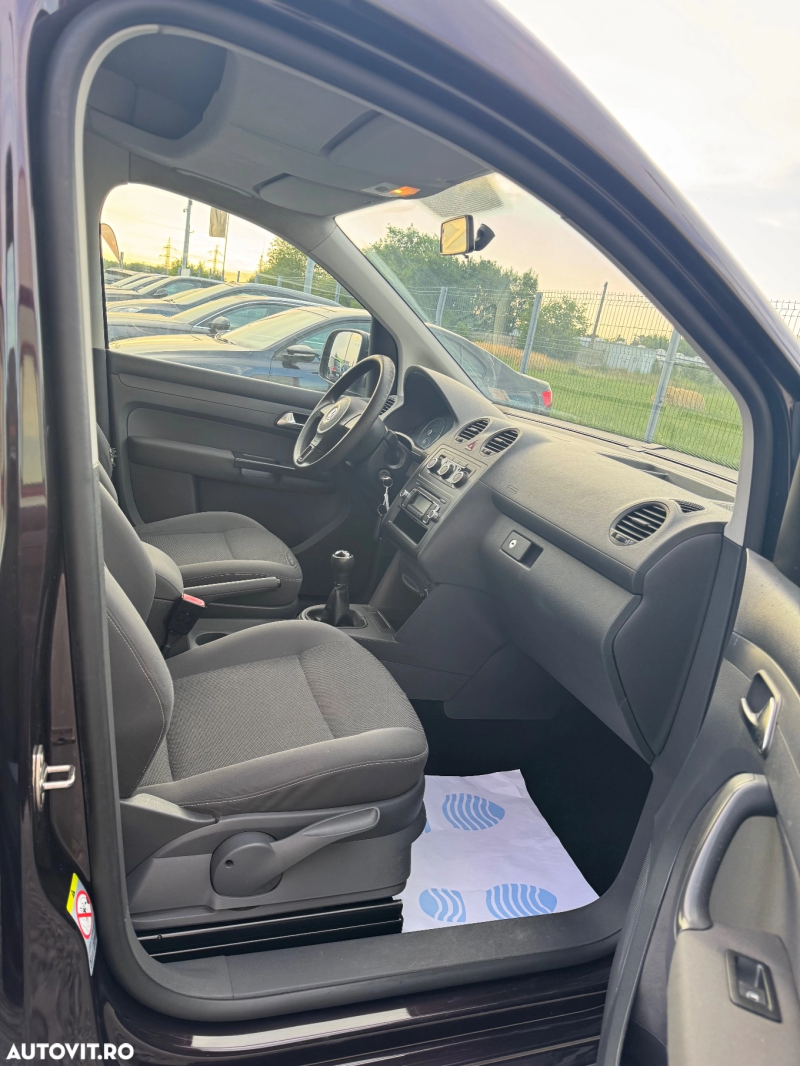 Volkswagen Caddy 1.6 TDI BlueMotion Comfortline - imagine 5