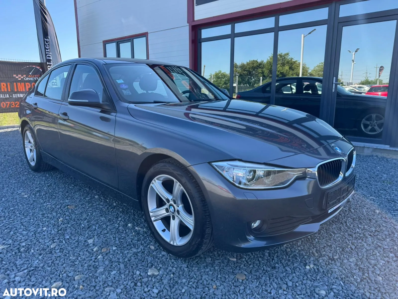 BMW Seria 3 316i Sport Line - imagine 2