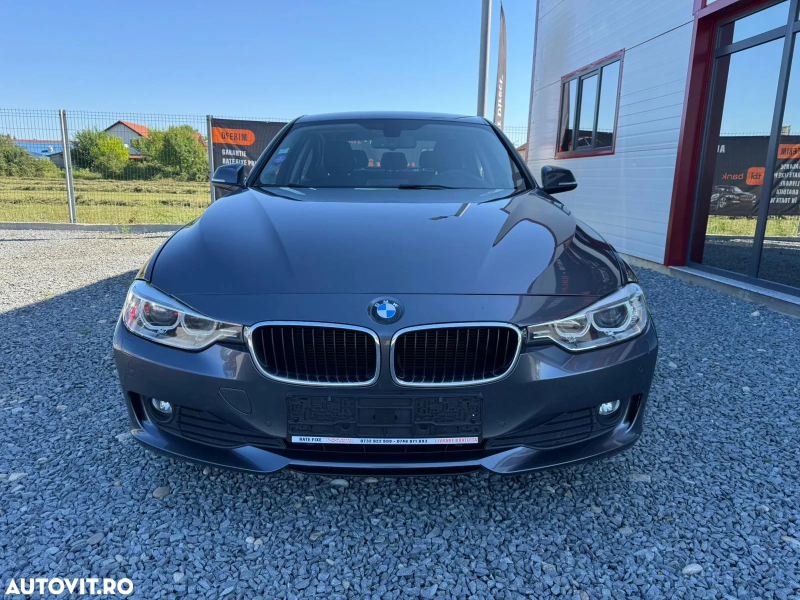 BMW Seria 3 316i Sport Line - imagine 8