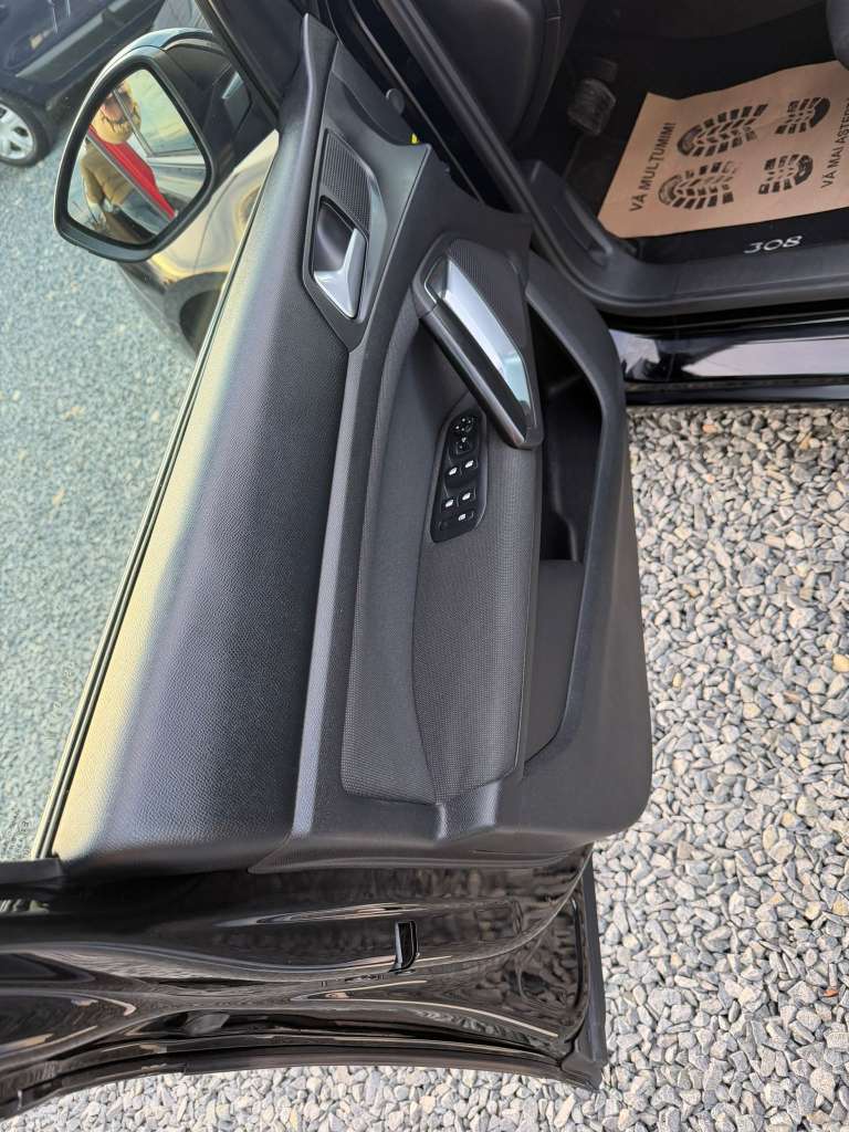 Peugeot 308 SW BLUEHDI 130CH S&S EAT8 ALLURE - imagine 12