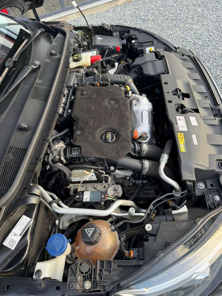 Peugeot 308 SW BLUEHDI 130CH S&S EAT8 ALLURE - imagine 16