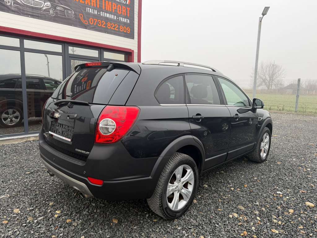 CHEVROLET CAPTIVA 7 LOCURI LT+ - imagine 4