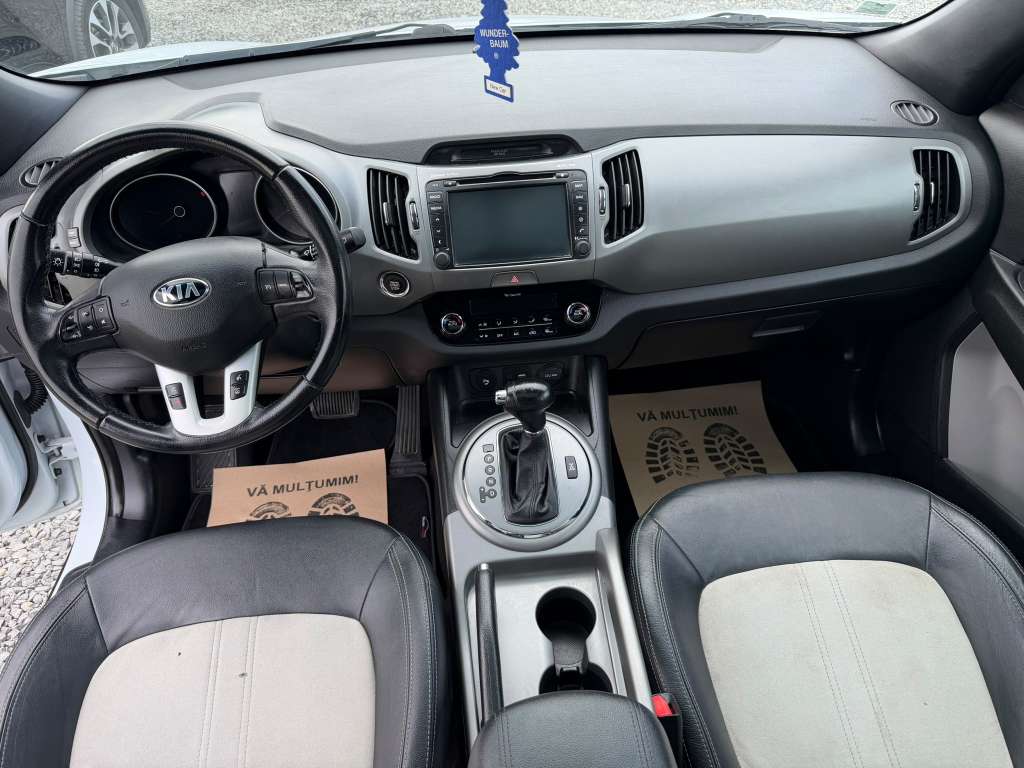🚙 Kia Sportage 2.0 CRDi 136 CP 4x4 Origins Ultimate – Doar 119.000 KM✨ Punctul forte al acestui exemplar: ✅ Doar 119.000 km reali și verificabili - imagine 12