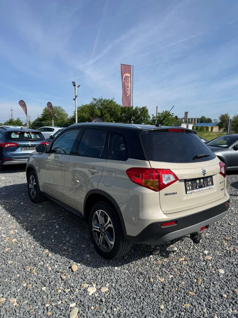 Suzuki Vitara 1.6 DDIS (4x4) Allgrip Comfort+ - imagine 5