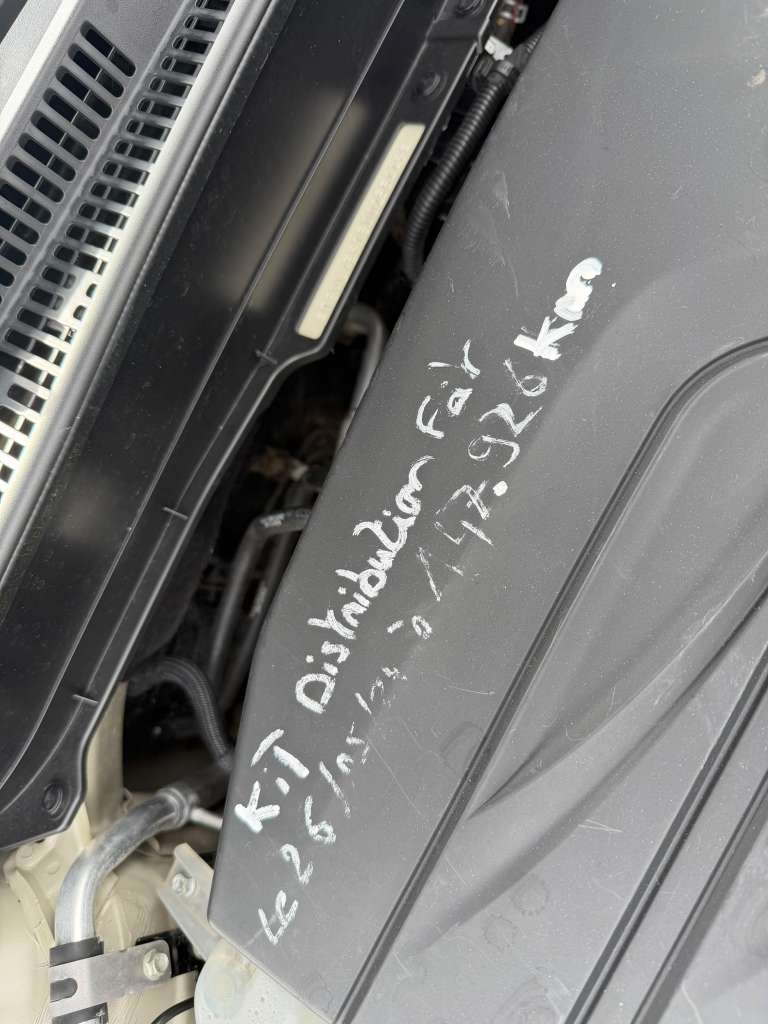 Suzuki Vitara 1.6 DDIS (4x4) Allgrip Comfort+ - imagine 14