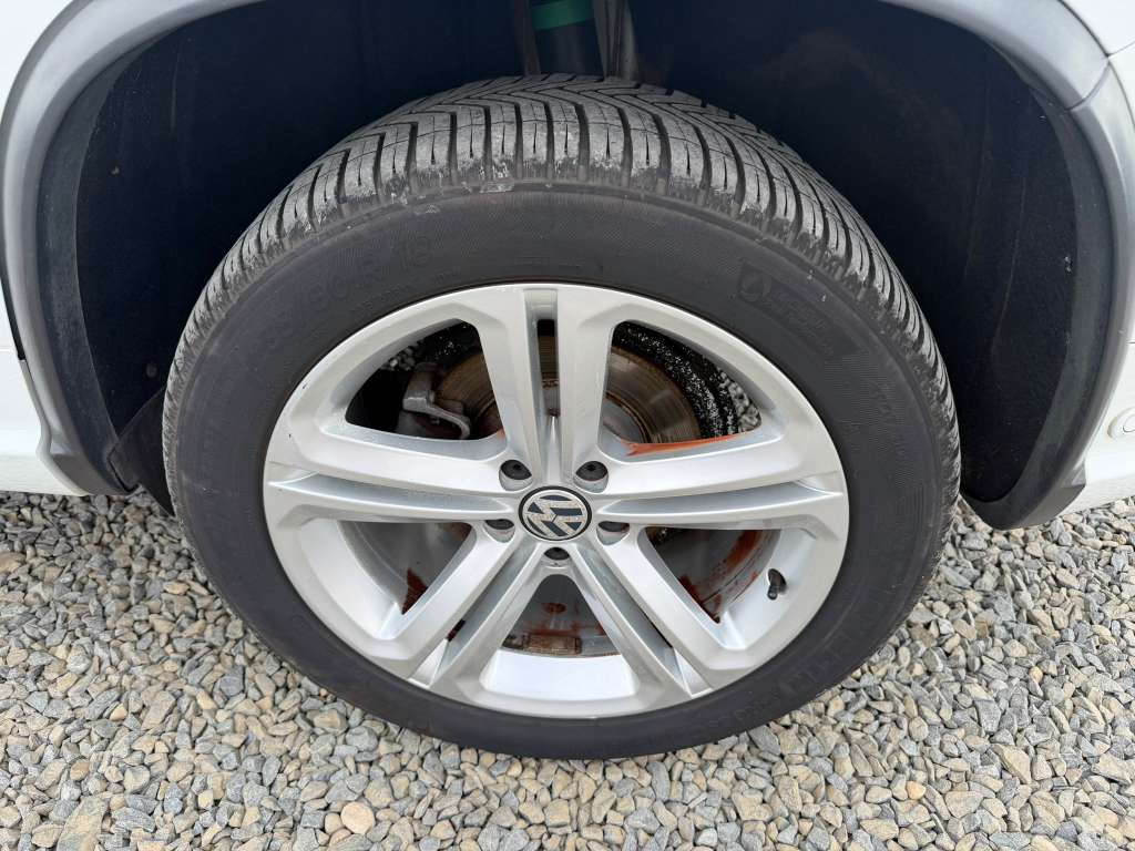 Volkswagen Tiguan 2.0 TDI SCR R-Line - imagine 10