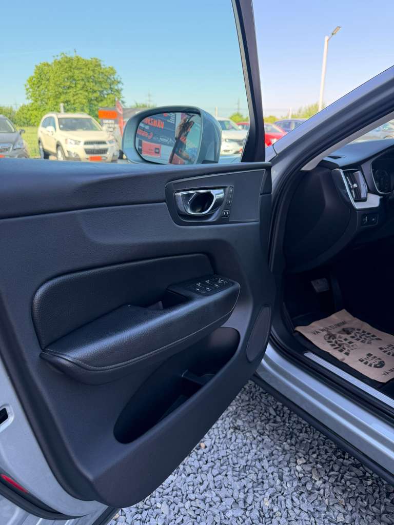 Volvo XC 60 D4 AWD Geartronic Inscription - imagine 7