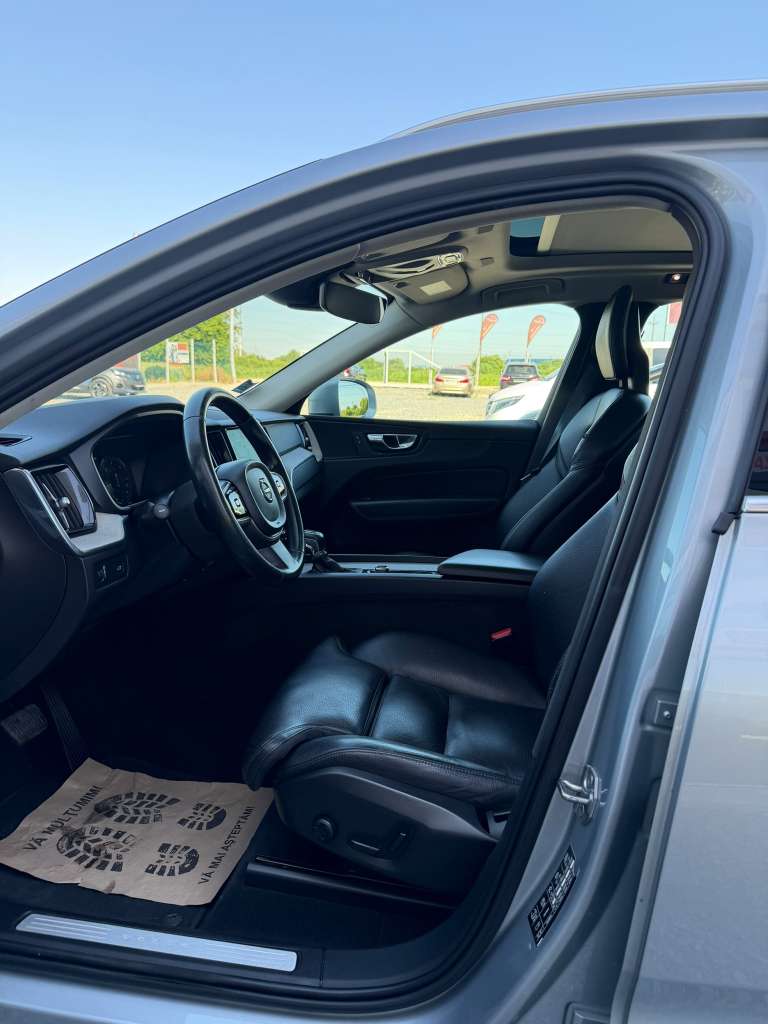 Volvo XC 60 D4 AWD Geartronic Inscription - imagine 9