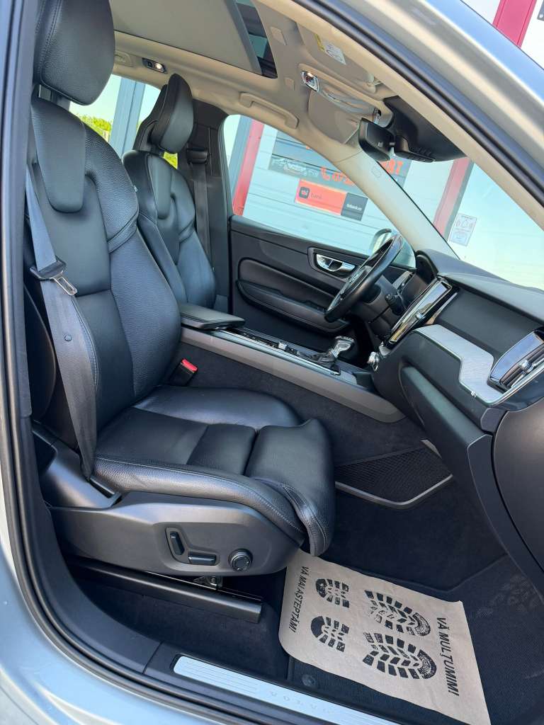 Volvo XC 60 D4 AWD Geartronic Inscription - imagine 12