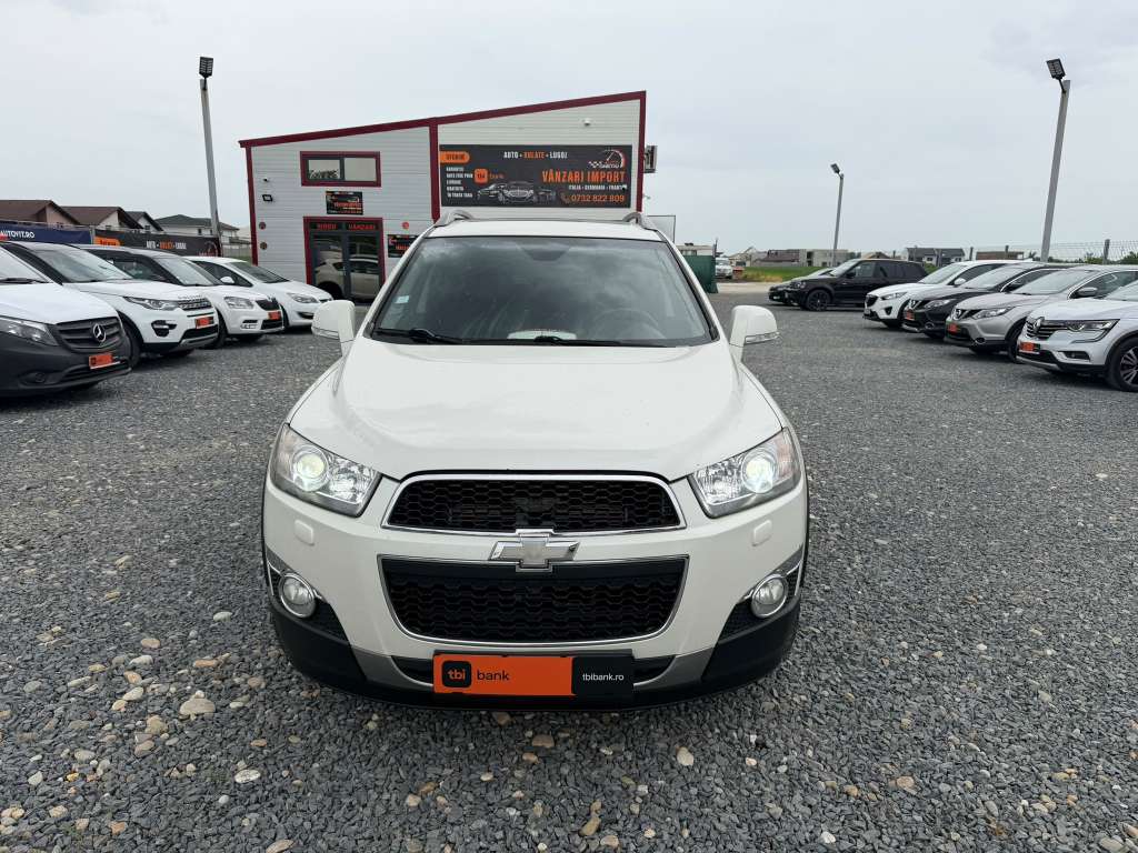 Chevrolet Captiva 2.2 TD AWD LTZ - imagine 11
