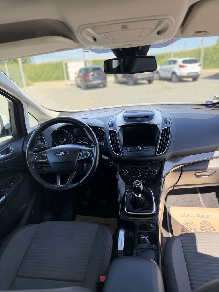 Ford Focus Grand C Max 7 Locuri - imagine 6