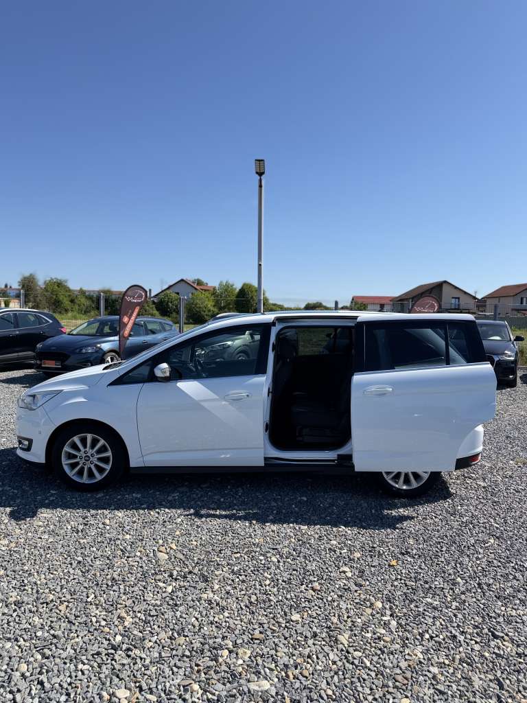 Ford Focus Grand C Max 7 Locuri - imagine 11