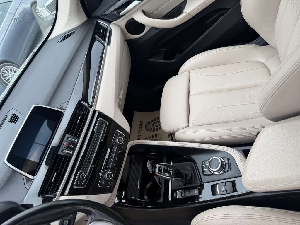 BMW X1 2019 X-Drive Rate Fixe - imagine 14