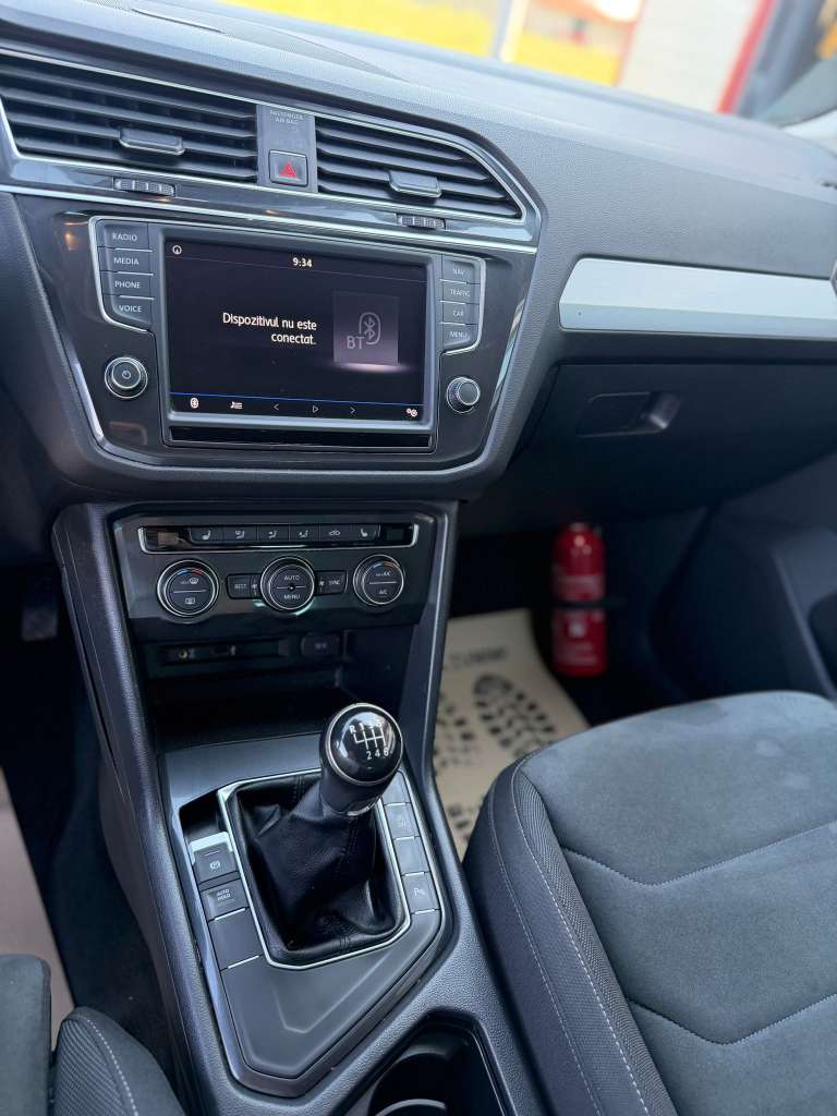 Volkswagen Tiguan Benzină - imagine 18