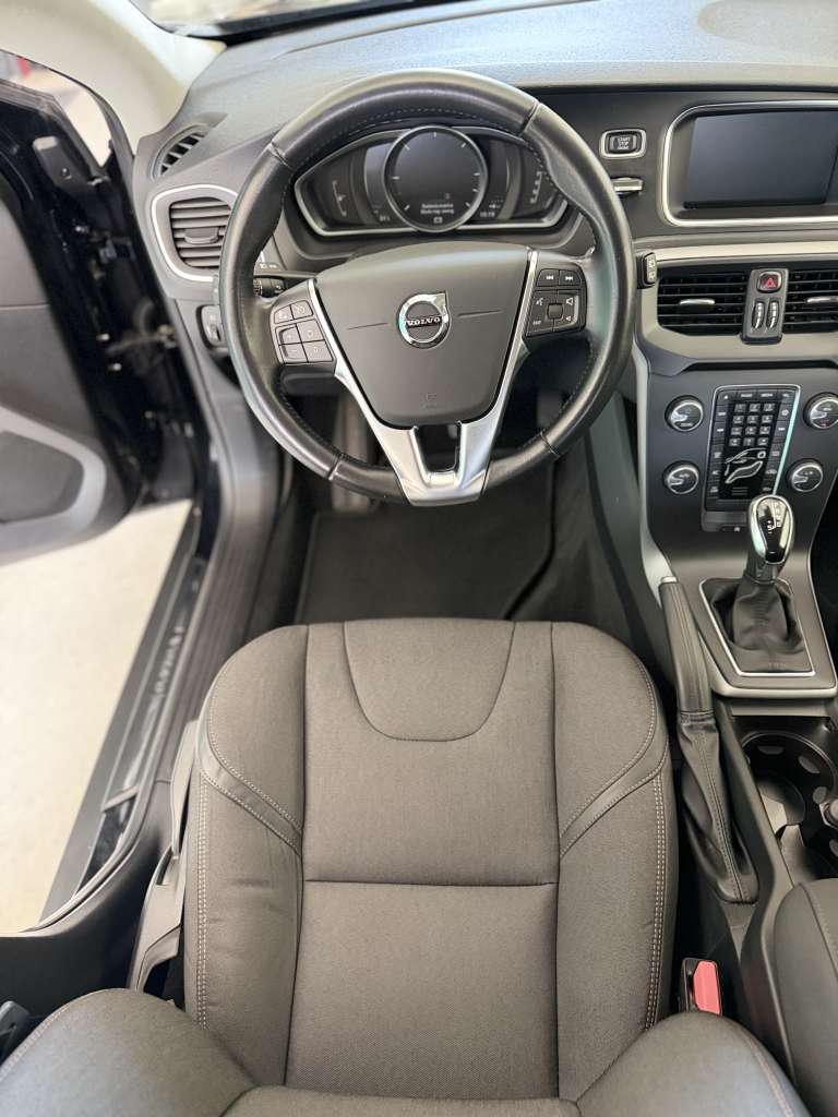 Volvo v40 2019 Automat ! - imagine 16