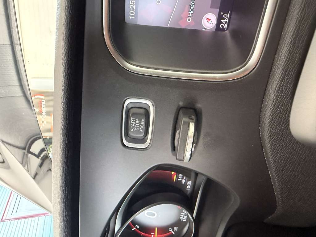Volvo v40 2019 Automat ! - imagine 10